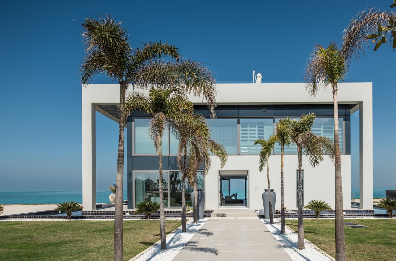 Отель Nurai Island, Saadiyat Абу-Даби Номер фото Villa 1001, Marbella, Spain