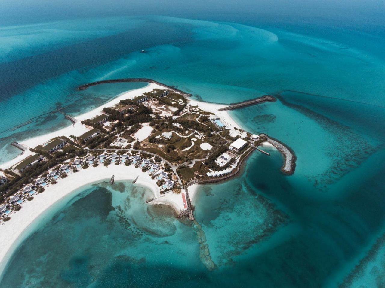 Отель Nurai Island, Saadiyat Абу-Даби Экстерьер фото Aerial view of the island